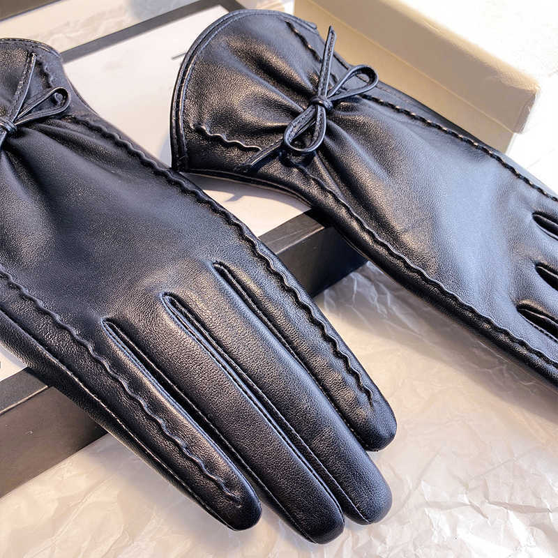 Lady Elegant Genuine Leather G - Leather Driving Glove 评论和价格