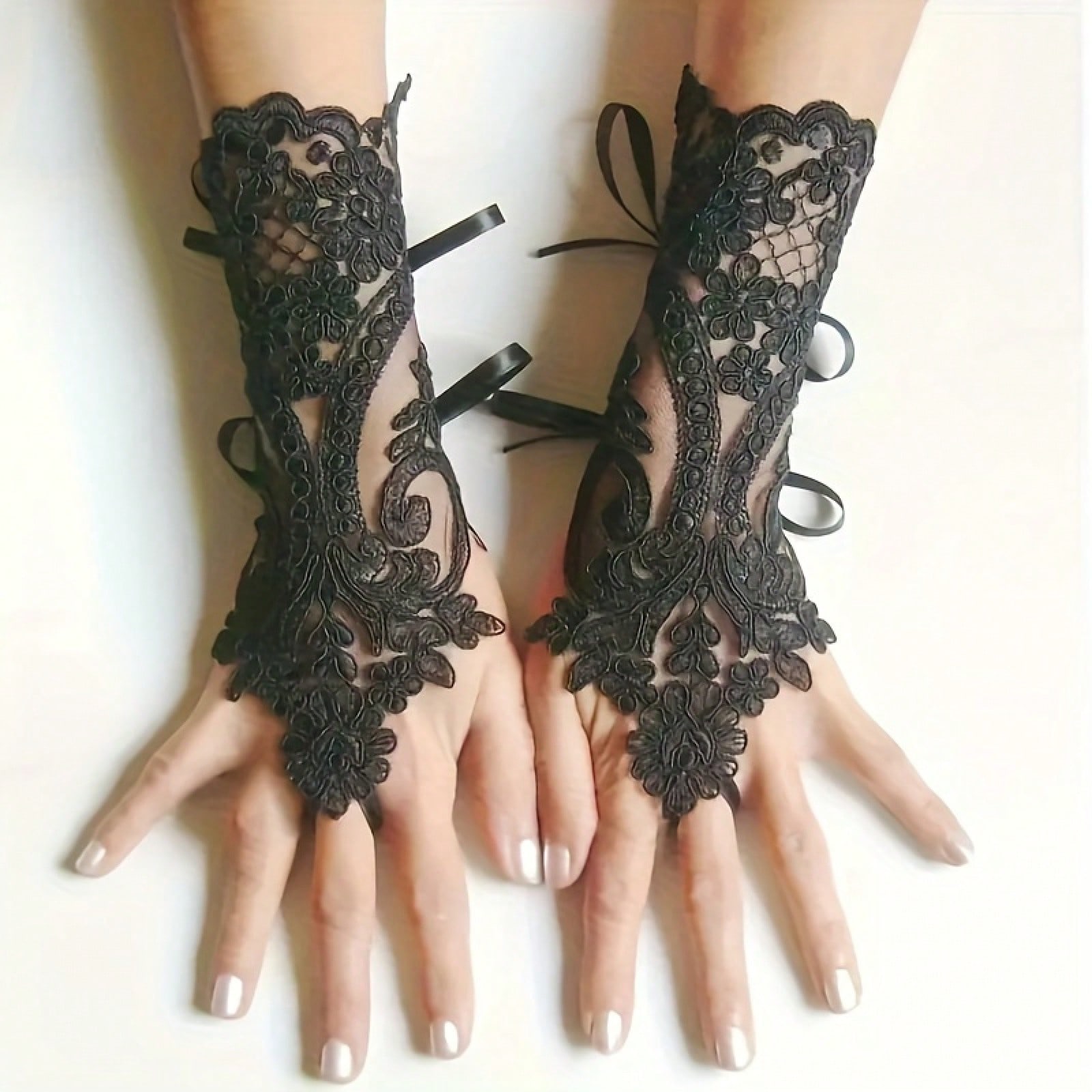 Women's Elegant Gothic Lace Gl - Fingerless Glove Knit 评论和价格